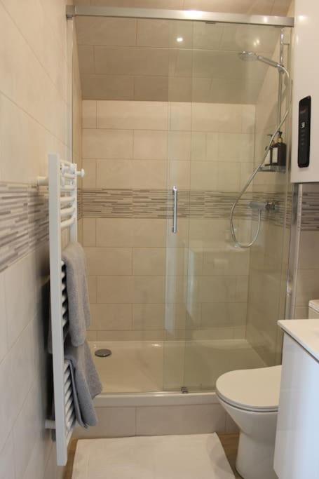 Appartement Idealement Situe Proche Disneyland Et Paris Lagny Eksteriør billede