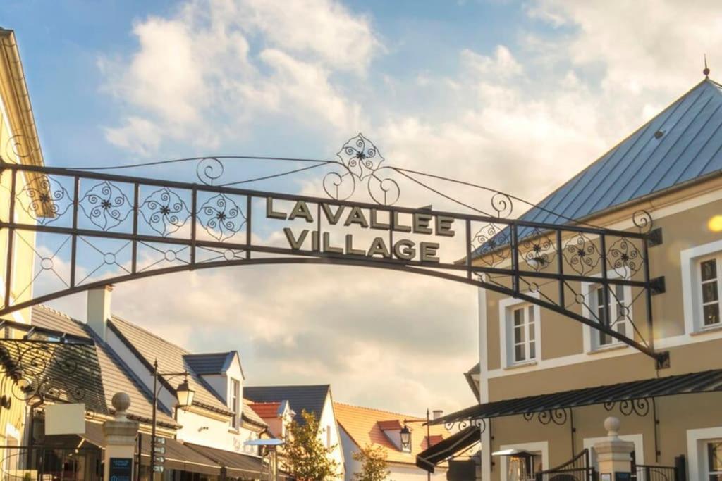 Appartement Idealement Situe Proche Disneyland Et Paris Lagny Eksteriør billede